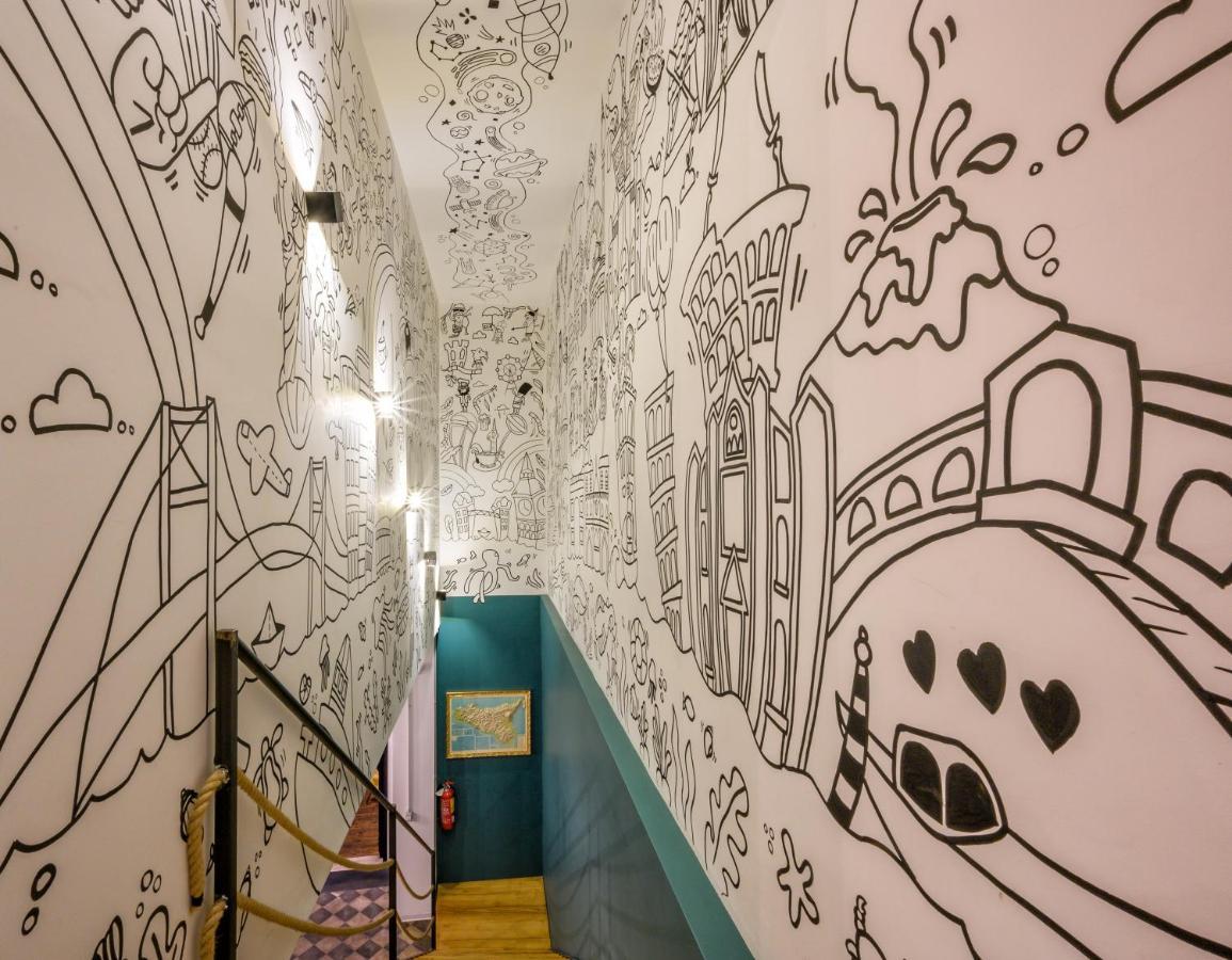 The Yard Hostel Катанія Екстер'єр фото