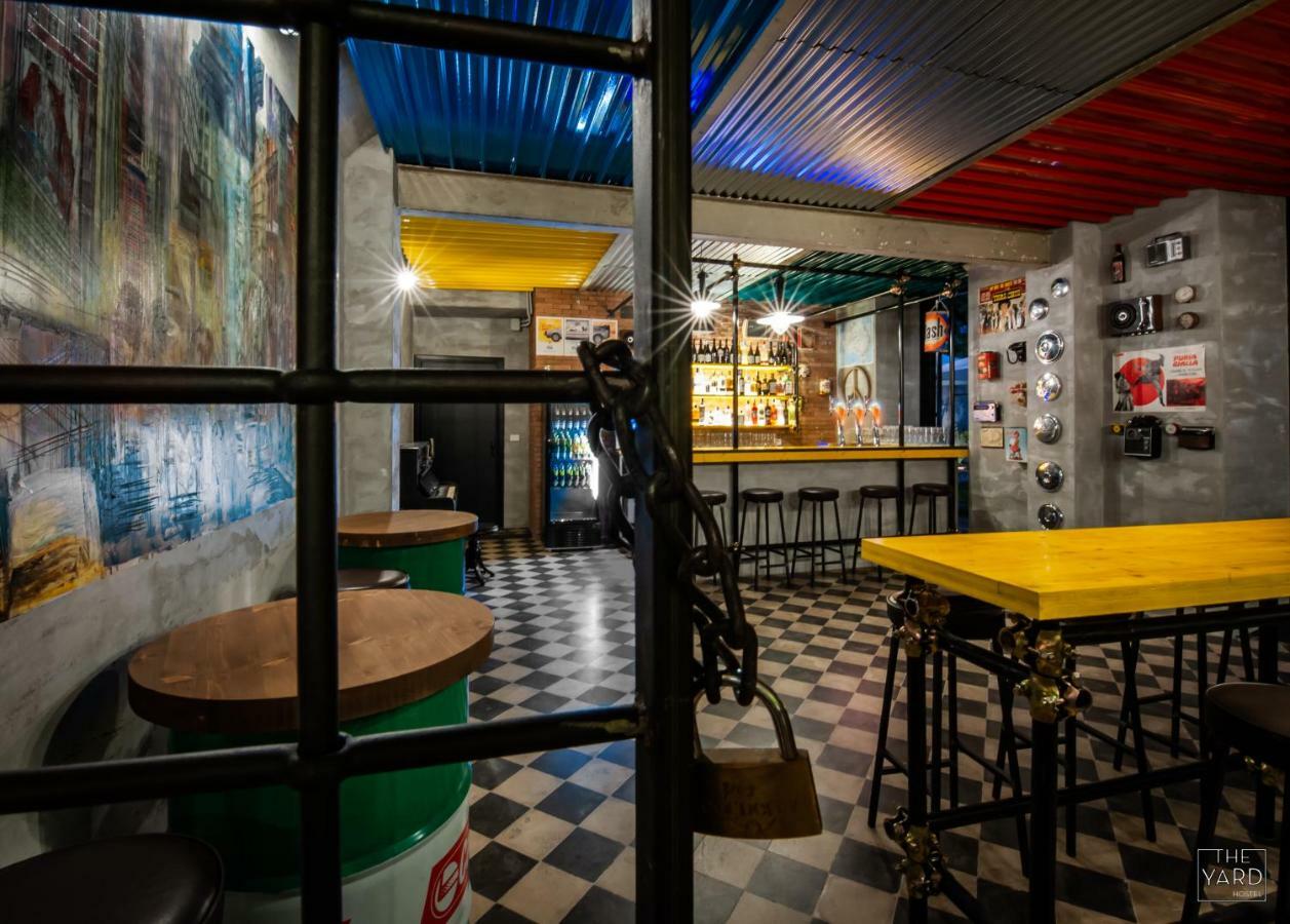 The Yard Hostel Катанія Екстер'єр фото